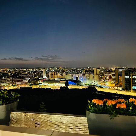 Luxury 2 Rooms Apartment With Balcony Puteaux Luaran gambar