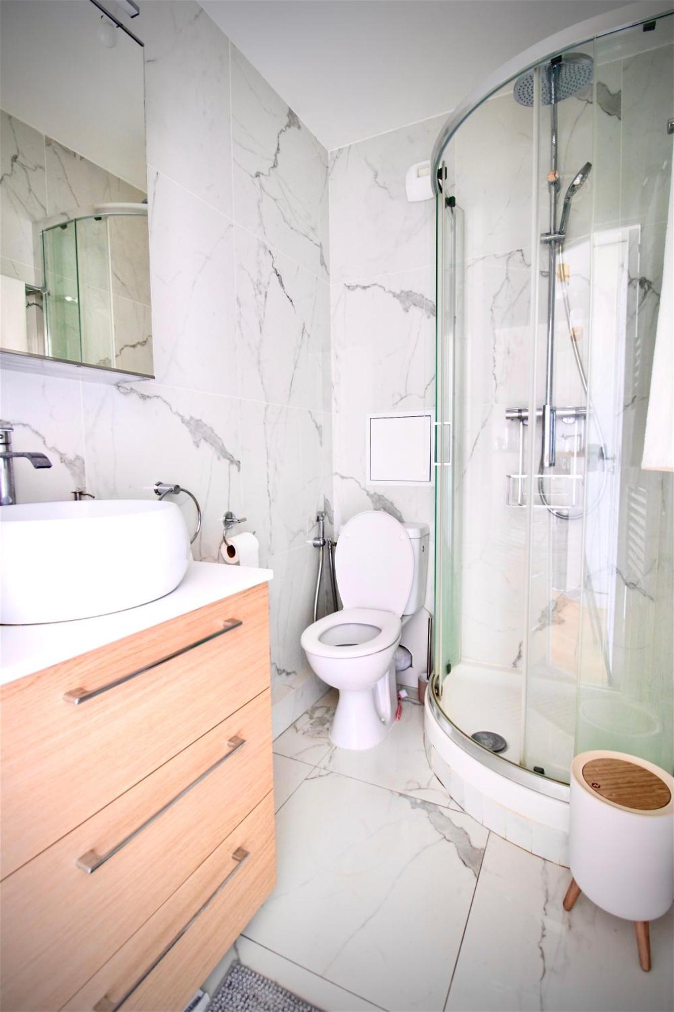 Luxury 2 Rooms Apartment With Balcony Puteaux Luaran gambar