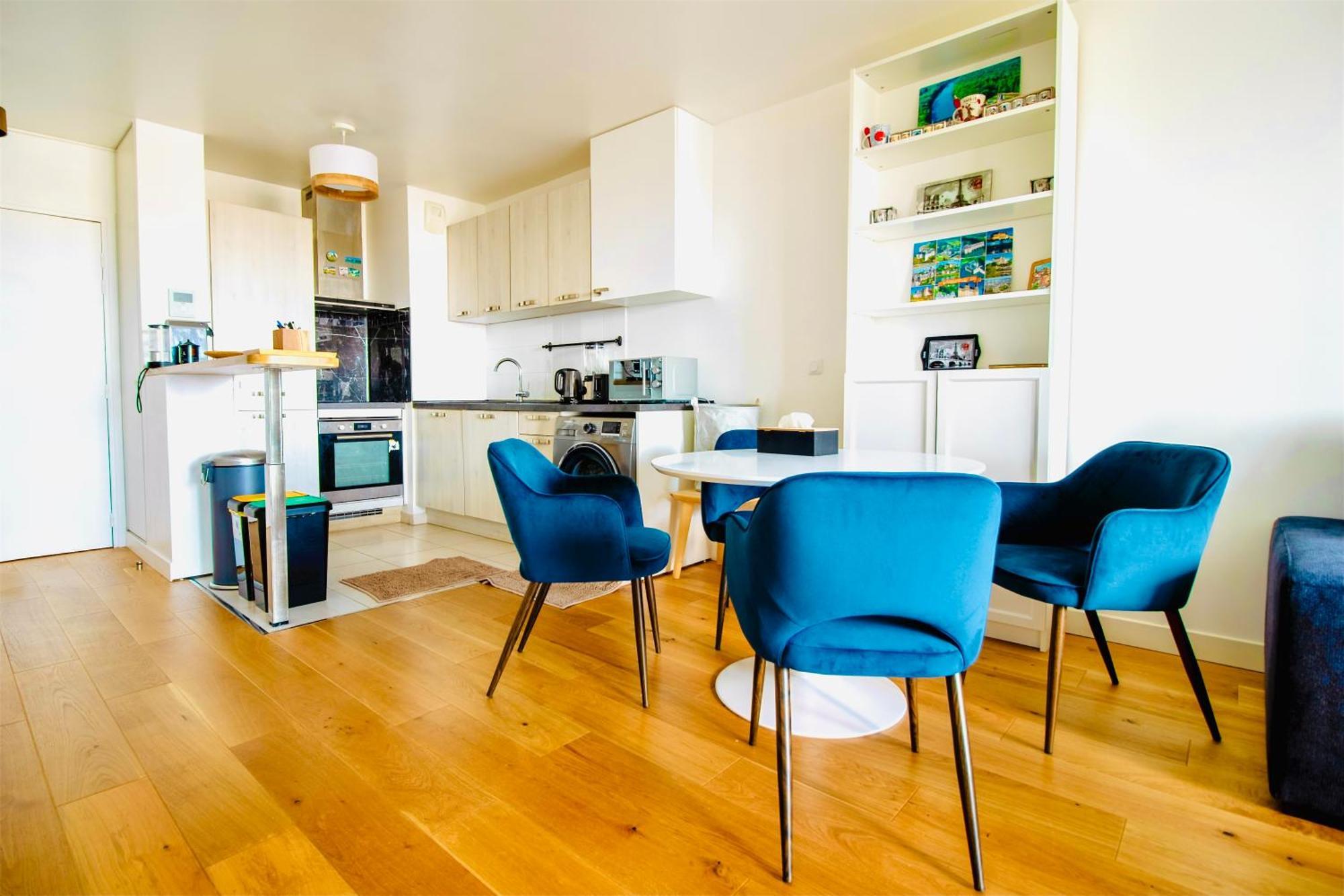 Luxury 2 Rooms Apartment With Balcony Puteaux Luaran gambar